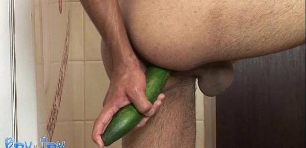  Sex-hungry twink ass goes for a vegetarian diet